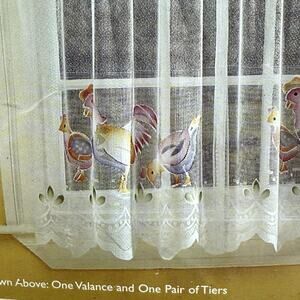 VTG 2 Sets Lacy Farmland Country Chicken Rooster Valance/Tiers Kitchen Curtains